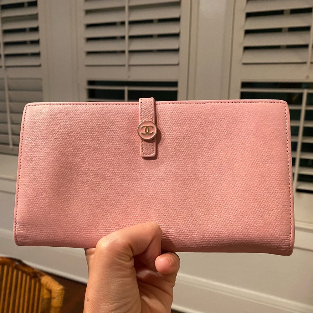 Chanel pink leather wallet - 100% authentic
